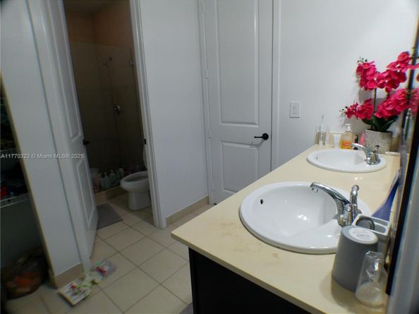 3308 W 95th Ter, Hialeah FL 33018