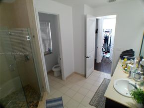 3308 W 95th Ter, Hialeah FL 33018