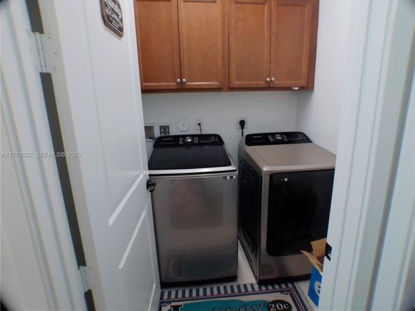 3308 W 95th Ter, Hialeah FL 33018