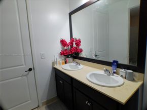 3308 W 95th Ter, Hialeah FL 33018