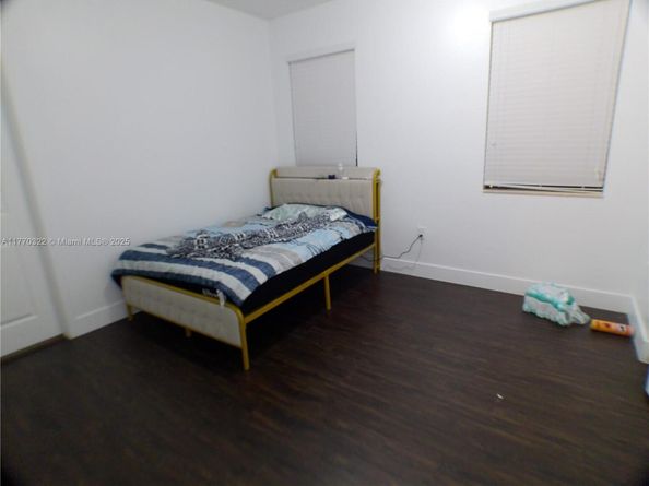 3308 W 95th Ter, Hialeah FL 33018