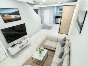 926 - 932 NW 2nd St, Fort Lauderdale FL 33311