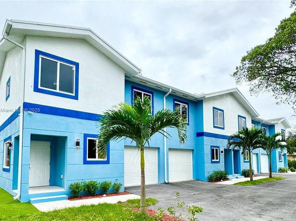 926 - 932 NW 2nd St, Fort Lauderdale FL 33311