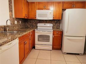 406 NW 68th Ave 304, Plantation FL 33317