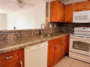 406 NW 68th Ave 304, Plantation FL 33317