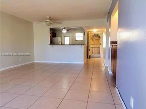 406 NW 68th Ave 304, Plantation FL 33317