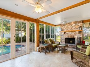 2201 NW 87th Ave, Pembroke Pines FL 33024