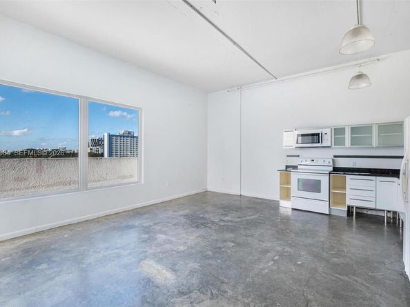 10 SW South River Dr 609, Miami FL 33130