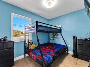 19137 NW 47th Ave, Miami Gardens FL 33055