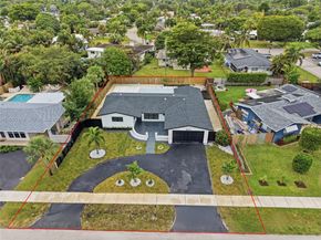 4711 NE 18th Ave, Oakland Park FL 33334