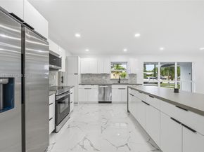 4711 NE 18th Ave, Oakland Park FL 33334