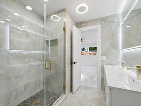 4711 NE 18th Ave, Oakland Park FL 33334