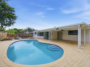 4711 NE 18th Ave, Oakland Park FL 33334