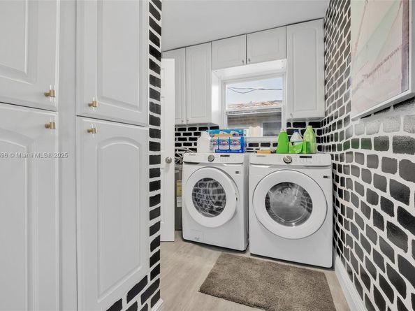 5830 NE 14th Rd, Fort Lauderdale FL 33334