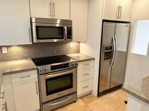 1250 Lincoln Rd 406, Miami Beach FL 33139