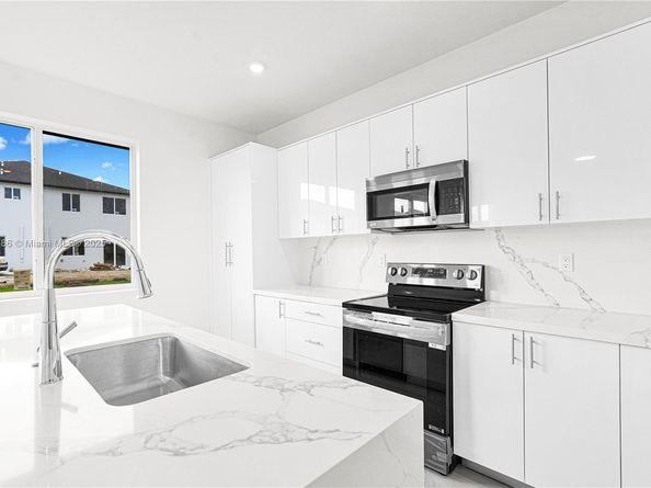 22479 SW 125 Ave A, Miami FL 33170