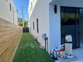 1531 SW 22 terrace, Miami FL 33145