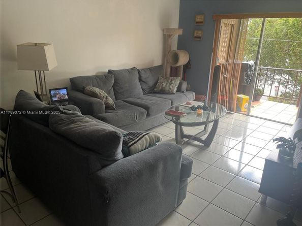 10851 SW 2nd St K304, Sweetwater FL 33174