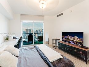 185 SW 7th St 3609, Miami FL 33130