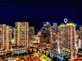185 SW 7th St 3609, Miami FL 33130