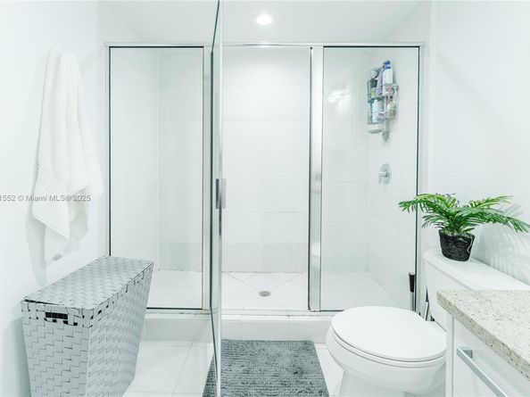185 SW 7th St 3609, Miami FL 33130