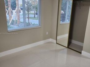 2720 NW 20th St, Fort Lauderdale FL 33311