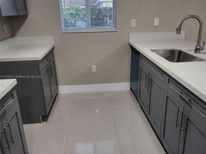 2720 NW 20th St, Fort Lauderdale FL 33311