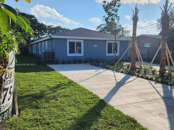 2720 NW 20th St, Fort Lauderdale FL 33311