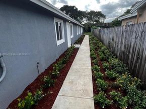 2720 NW 20th St, Fort Lauderdale FL 33311