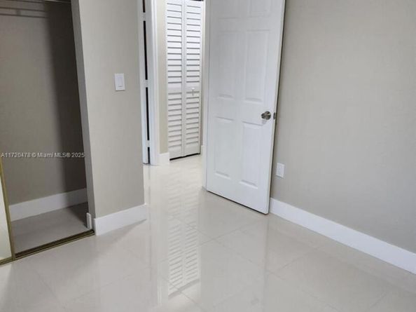 2720 NW 20th St, Fort Lauderdale FL 33311