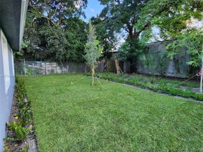 2720 NW 20th St, Fort Lauderdale FL 33311