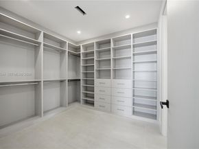 1321 NE 13th Ave, Fort Lauderdale FL 33304