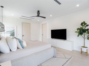 1321 NE 13th Ave, Fort Lauderdale FL 33304