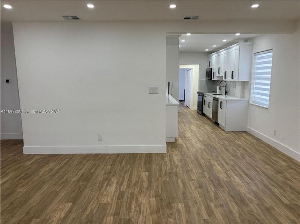 1421 NW 1st Ave, Fort Lauderdale FL 33311
