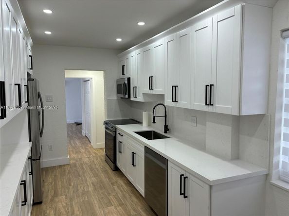 1421 NW 1st Ave, Fort Lauderdale FL 33311