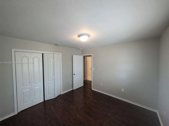 10504 SW 161st Pl, Miami FL 33196