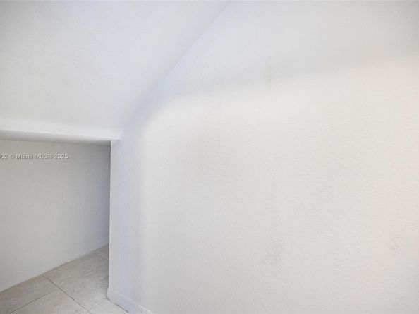 10504 SW 161st Pl, Miami FL 33196