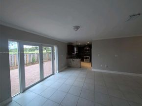 10504 SW 161st Pl, Miami FL 33196