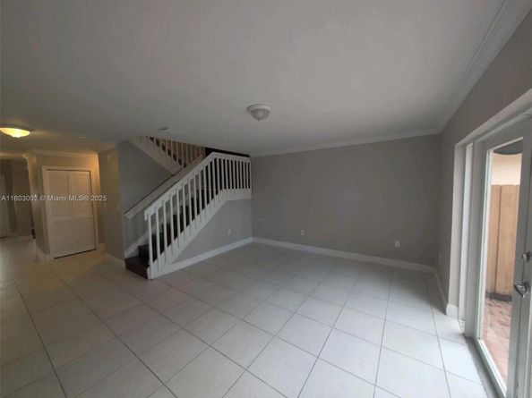 10504 SW 161st Pl, Miami FL 33196