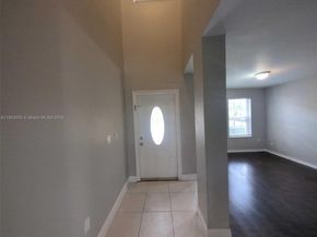 10504 SW 161st Pl, Miami FL 33196