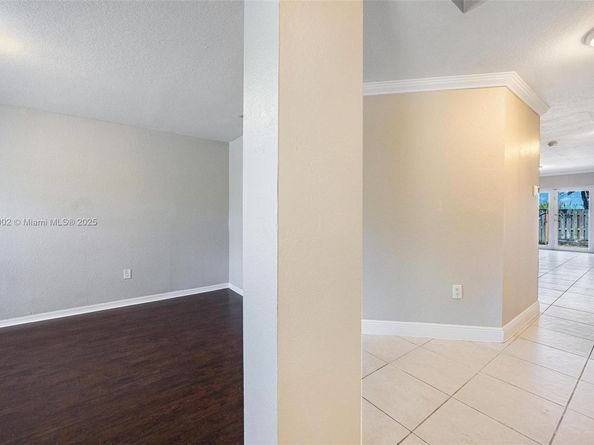 10504 SW 161st Pl, Miami FL 33196