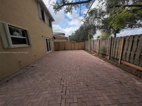 10504 SW 161st Pl, Miami FL 33196