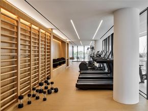 8701 Collins Ave 606, Miami Beach FL 33154