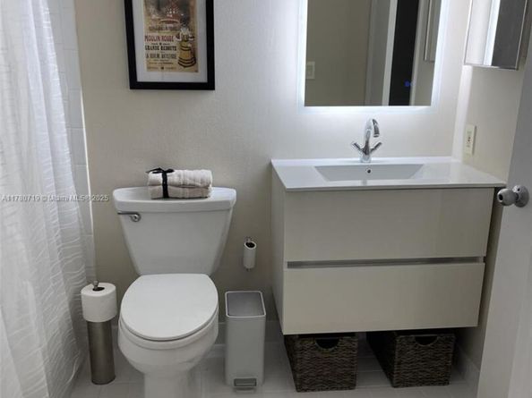 Undisclosed Address #A11780719, Miami FL 33131