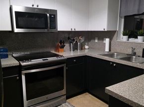 12454 SW 123rd St, Miami FL 33186