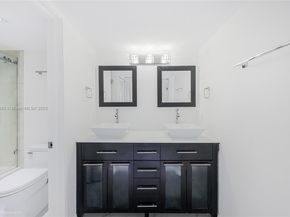 2016 Bay Dr 904, Miami Beach FL 33141