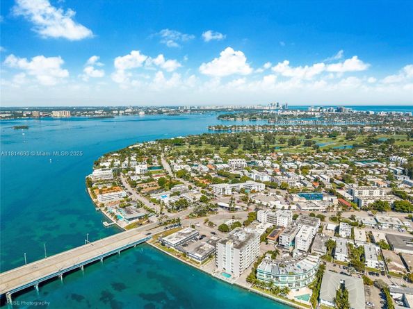 2016 Bay Dr 904, Miami Beach FL 33141