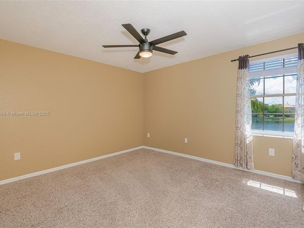 2021 SW 176th Ave, Miramar FL 33029