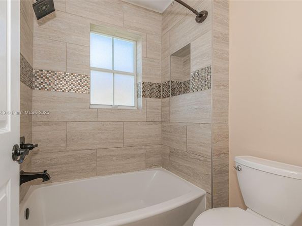 2021 SW 176th Ave, Miramar FL 33029