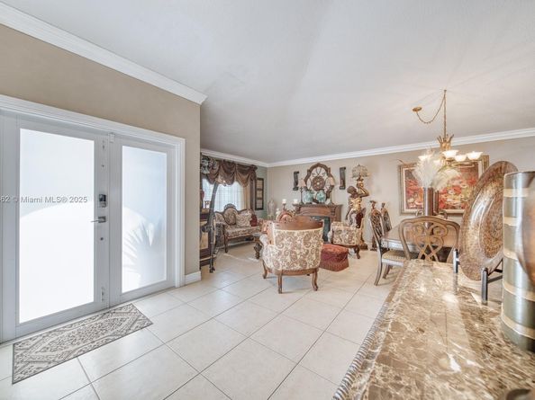 16886 SW 143rd Pl, Miami FL 33177